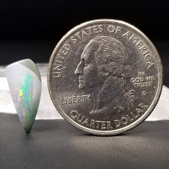 Australian Winton Opal * 14.7 x 6.7 x 4.2mm * solid, natural, gemmy boulder opal - Picture 4 of 15